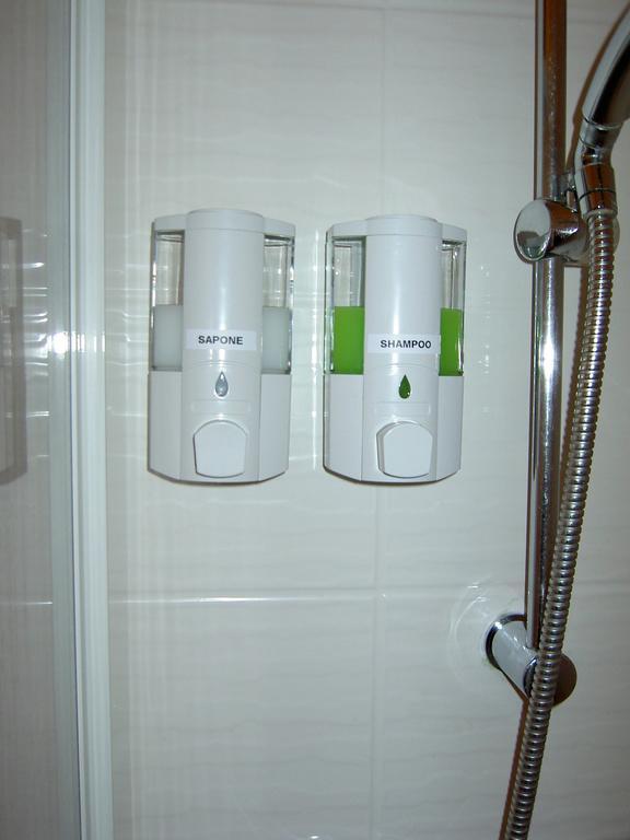 Hotel Violetta Parma Habitación foto